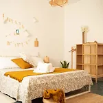 Pura Bed & Breakfast