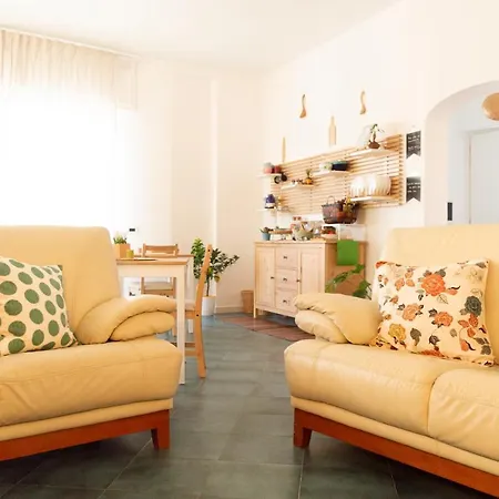 Pura Bed & Breakfast *